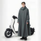 Długi płaszcz przeciwdeszczowy na motocykl