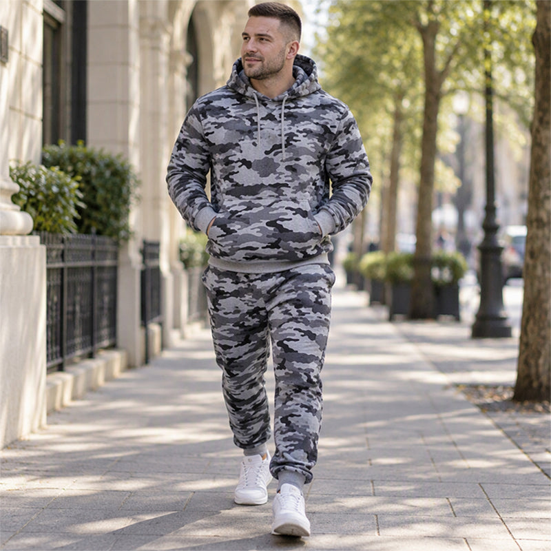 Herren-Kapuzenpullover und Hosen-Set mit Plüschfutter, Camouflage-Muster