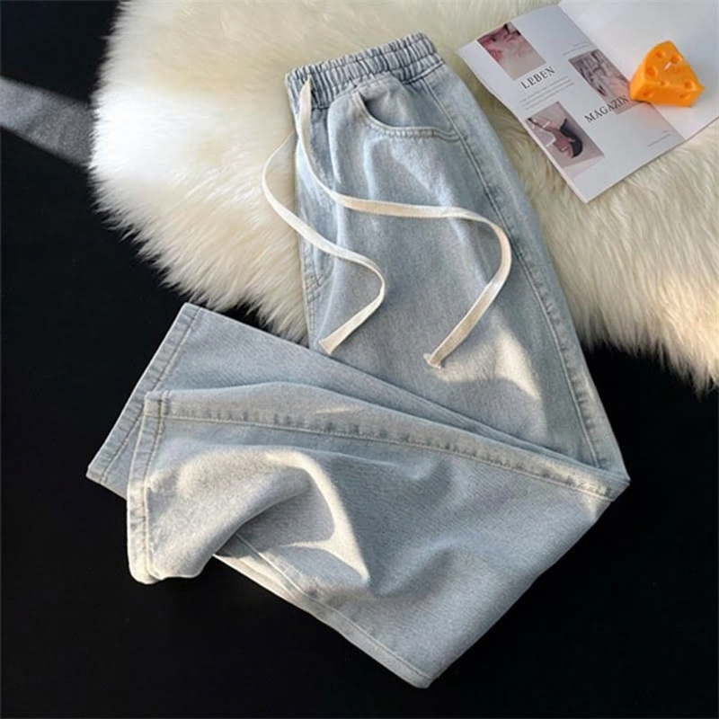 Wärmegefütterte geradbeinige Denim-Jeans für Damen